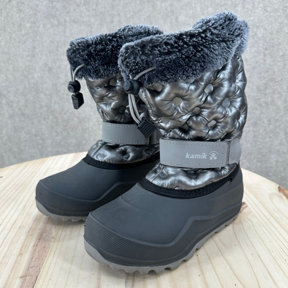 Kamik Kids Penny 3 Winter Boots Metallic Silver Quilted Snow Boots 2 Faux Fur